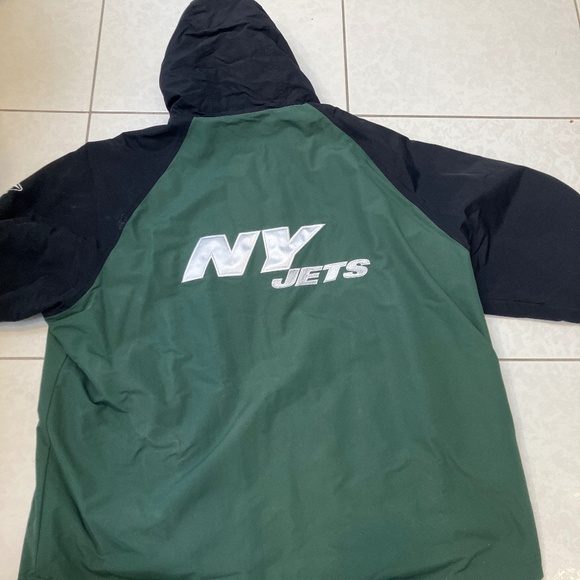 DRAMATIC PRICE REDUCTION !!Vintage JETS reversible, warm jacket - Picture 1 of 12